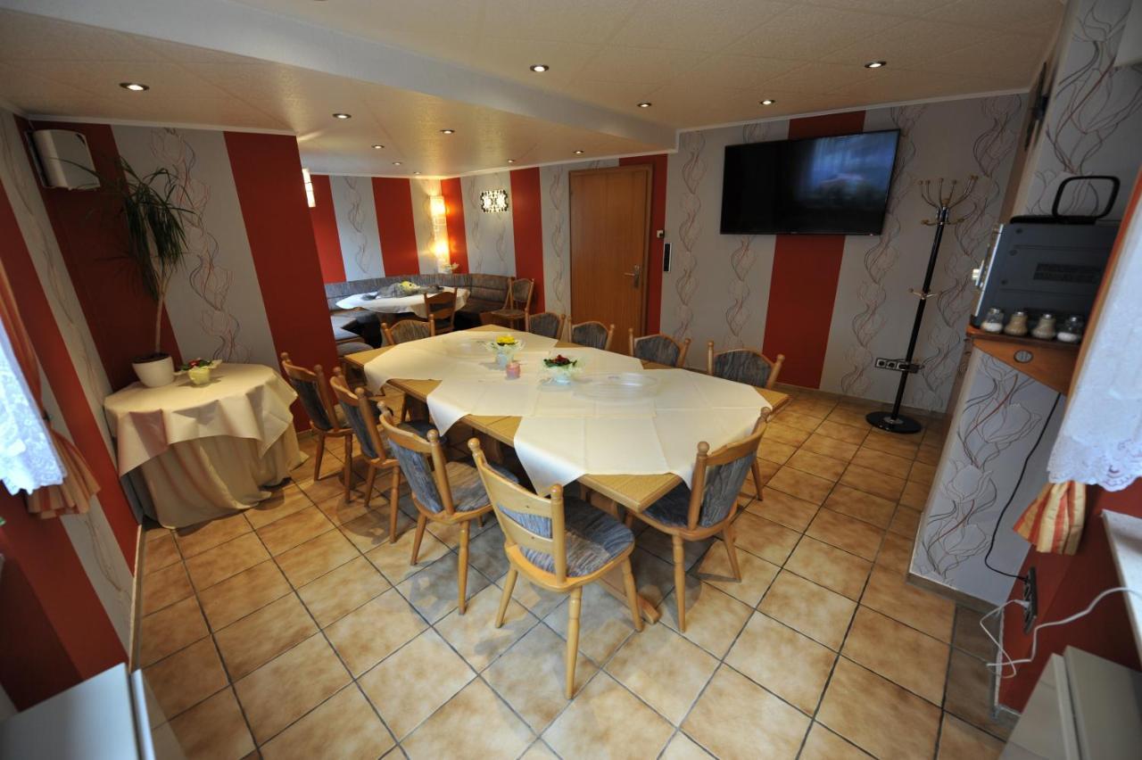 Hotel-Restaurant Ehses Zeltingen-Rachtig Dış mekan fotoğraf